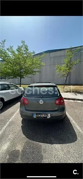 Usado VW Golf IV Highline 140 CV (102 kW) 2004 Gris / plata Berlina