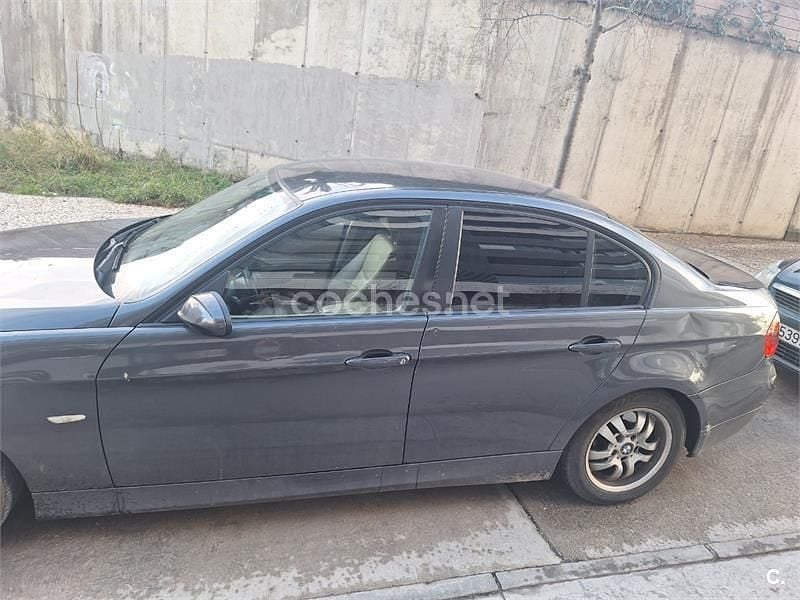 Gris / plata Usado 2005 BMW 320 Berlina | 5000 € (Buen precio) - Imagen 1/4