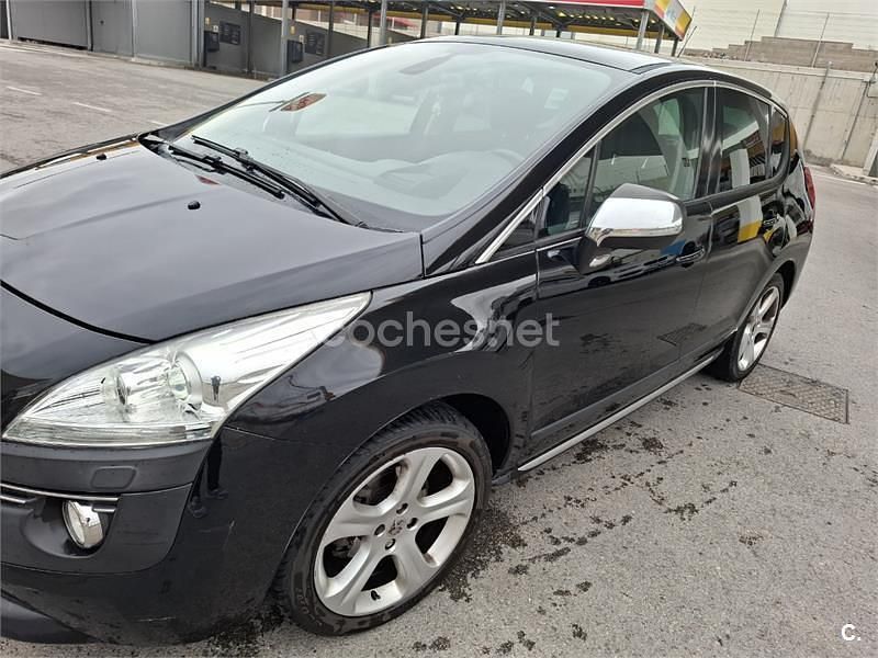Usado Peugeot 3008 Sport 150 CV (110 kW) 2009 Negro Familiar