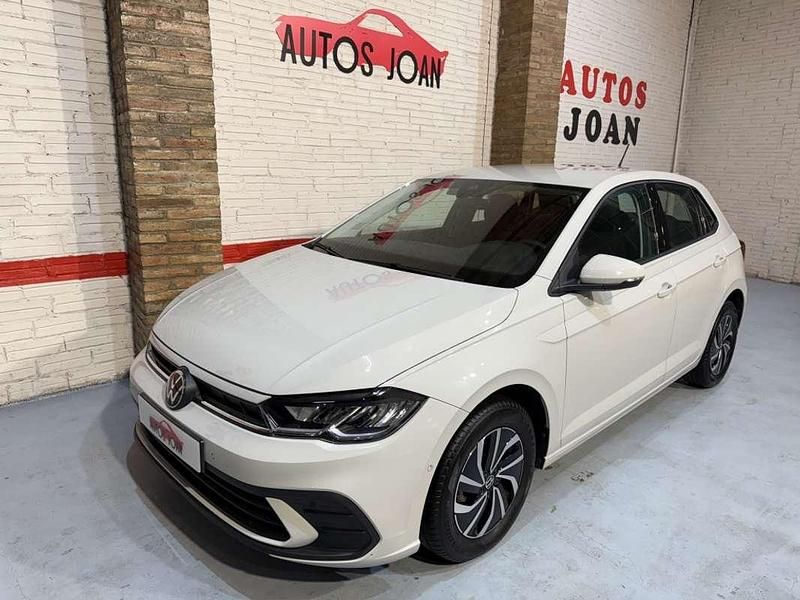Beige Usado 2022 VW Polo Life Utilitario | 15.850 € (Precio justo) - Imagen 1/4