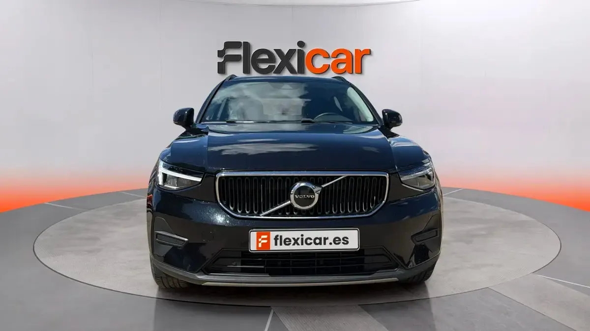 Usado Volvo XC40 Momentum 129 CV (94 kW) 2022 Negro SUV