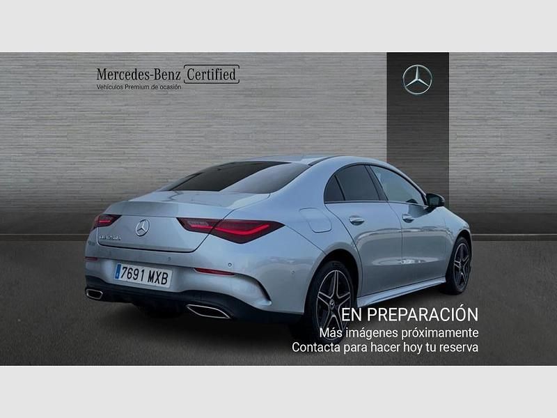 Usado Mercedes CLA250e AMG line 218 CV (160 kW) 2024 Gris Berlina
