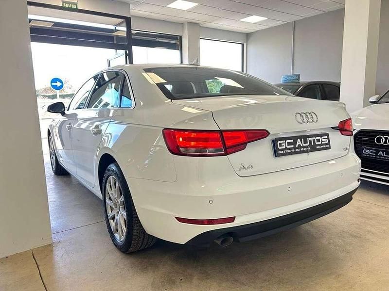 Usado Audi A4 Advanced 150 CV (110 kW) 2016 Blanco Berlina