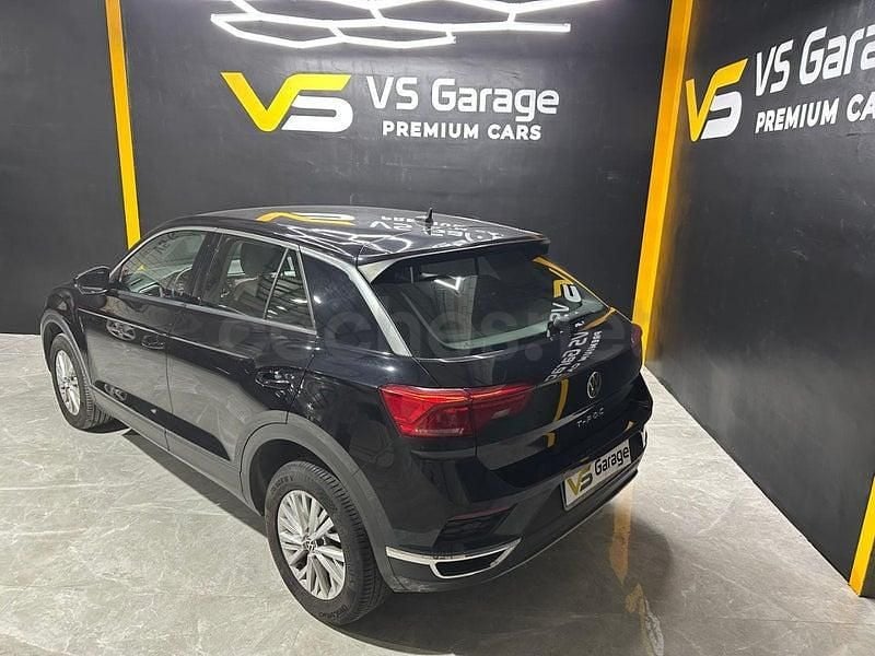 Usado VW T-Roc Advance 150 CV (110 kW) 2022 Negro SUV