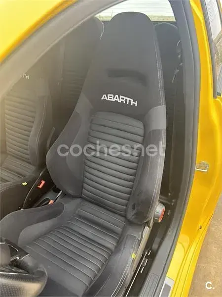 Usado Abarth 595C Competizione 180 CV (132 kW) 2017 Amarillo Descapotable