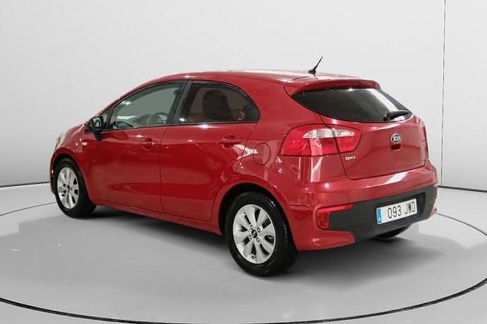 Usado Kia Rio 84 CV (61 kW) 2017