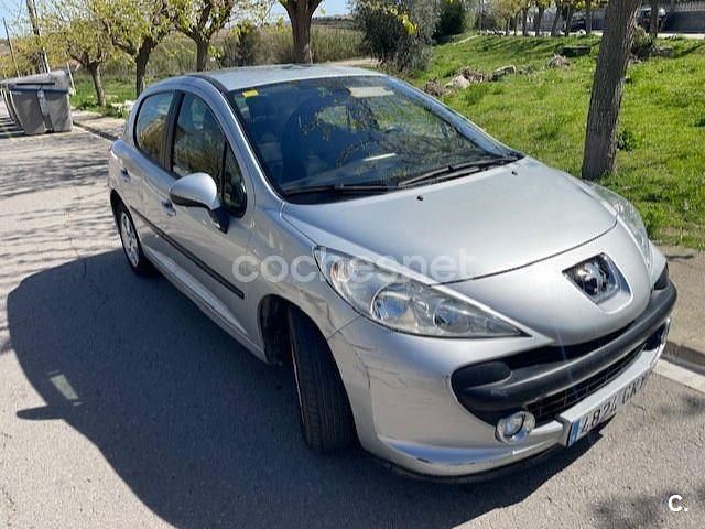 Usado Peugeot 207 95 CV (69 kW) 2009 Gris / plata Berlina
