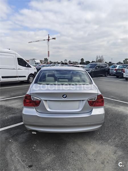 Usado BMW 318 122 CV (89 kW) 2007 Gris / plata Berlina