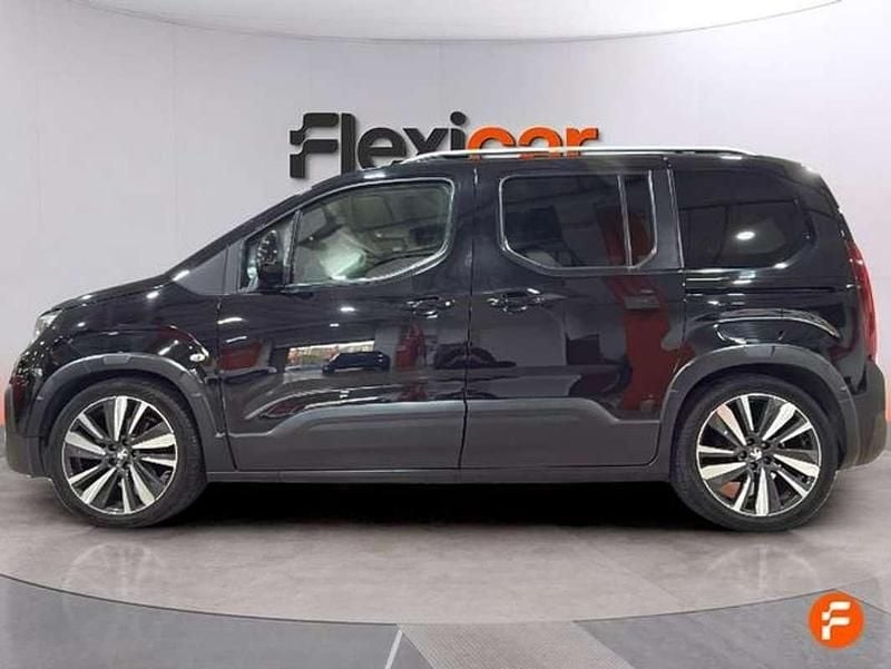 Usado Peugeot Rifter Active 131 CV (96 kW) 2018 Negro Monovolumen