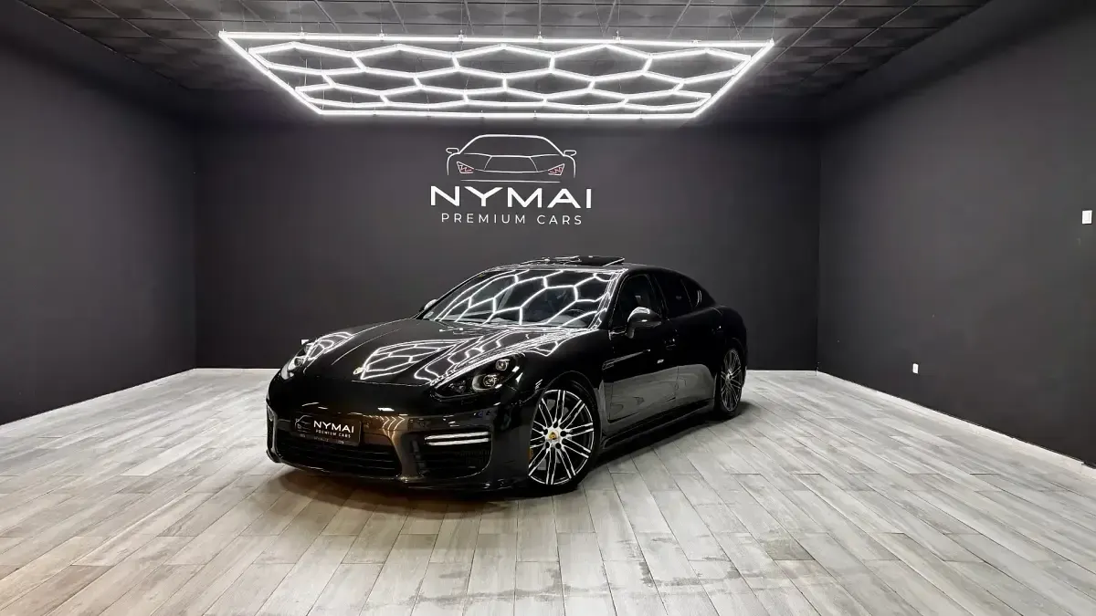 Käytetty Porsche Panamera Turbo S Executive 570 HP (419 kW) 2015 Sedan