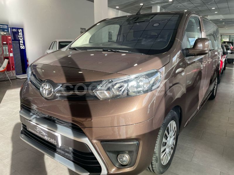 Marrón Usado 2023 Toyota Proace Verso Plus Familiar | 44.900 € (Caro) - Imagen 1/4