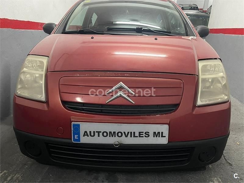Usado Citroën C2 61 CV (44 kW) 2007 Granate Utilitario
