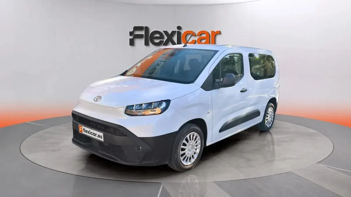 Usado Toyota Proace Verso Active 131 CV (96 kW) 2024 Familiar