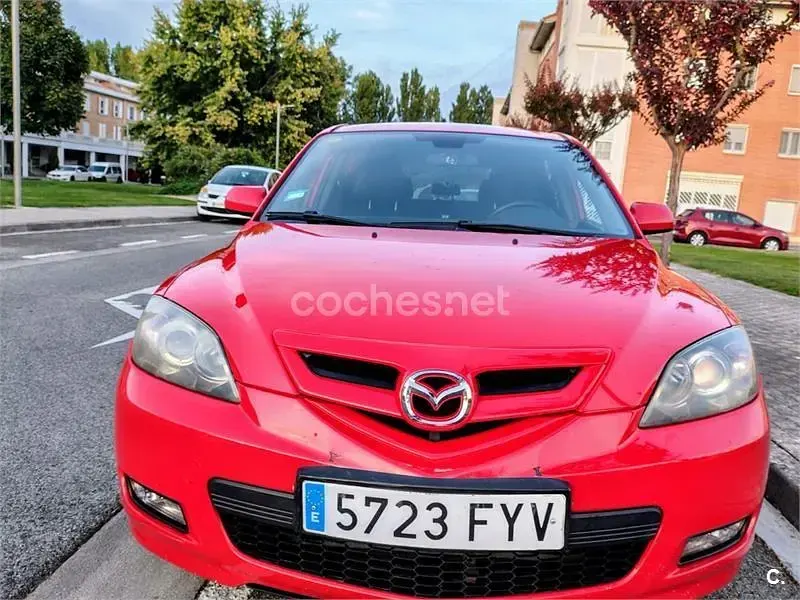 Usado Mazda 3 Active 105 CV (77 kW) 2007 Rojo Berlina