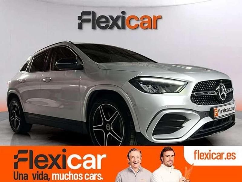 Gris Usado 2025 Mercedes GLA200 SUV | 39.990 € - Imagen 1/4