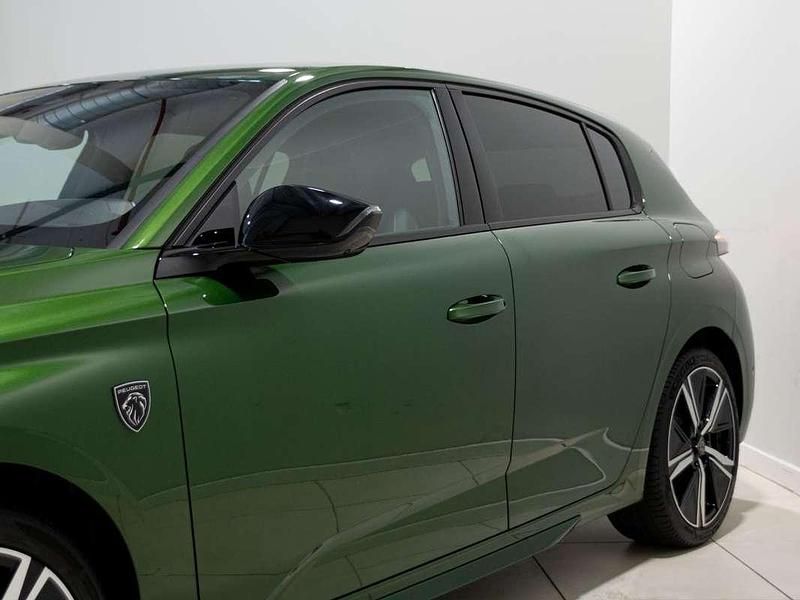 Usado Peugeot 308 GT 179 CV (131 kW) 2022 Verde Berlina