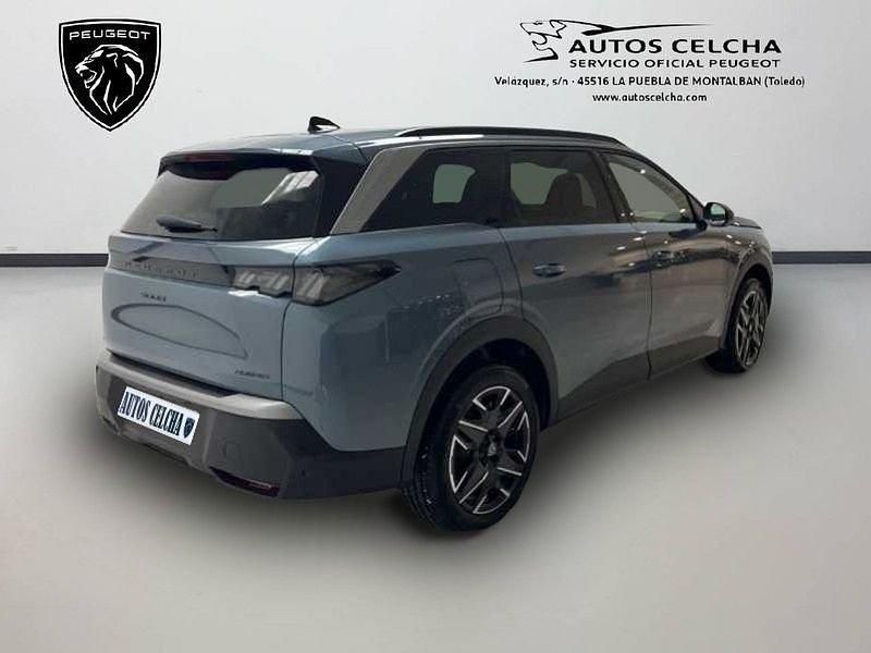 Usado Peugeot 5008 Allure 136 CV (100 kW) 2025 Azul SUV