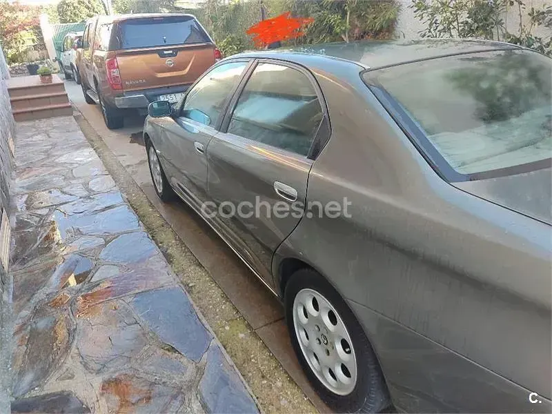 Usado Alfa Romeo 166 226 CV (166 kW) 1999 Gris / plata Berlina