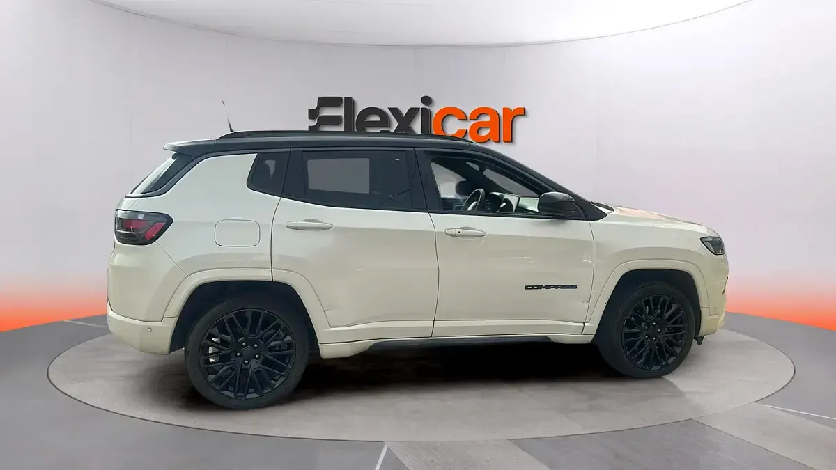 Usado Jeep Compass Trailhawk 241 CV (177 kW) 2021 Blanco SUV