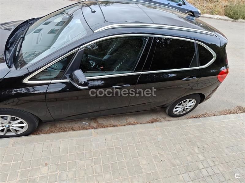 Usado BMW 218 150 CV (110 kW) 2019 Negro Familiar