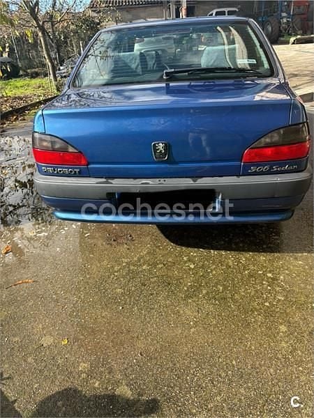 Usado Peugeot 306 112 CV (82 kW) 1997 Azul Berlina