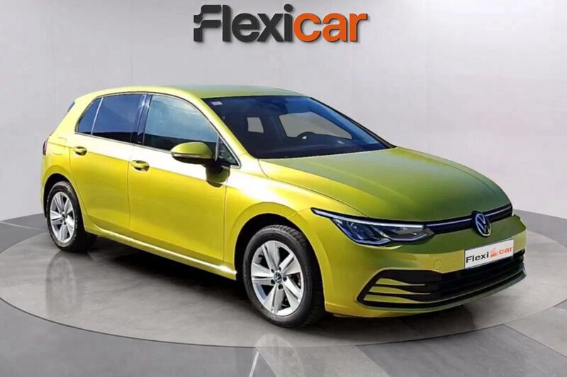 Amarillo Usado 2020 VW Golf VIII Advance Berlina | 16.190 € (Precio justo) - Imagen 1/4