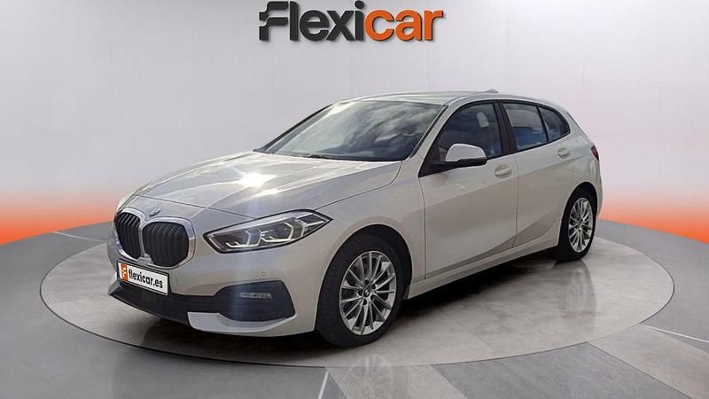 Usado BMW 118 136 CV (100 kW) 2023 Blanco Utilitario