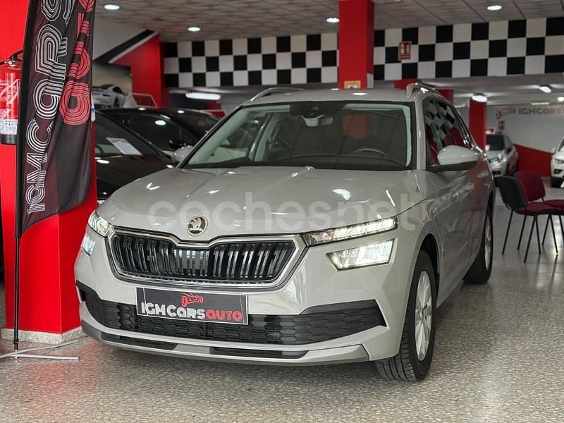 Gris / plata Usado 2021 Skoda Kamiq Active SUV | 16.990 € (Un poco caro) - Imagen 1/4