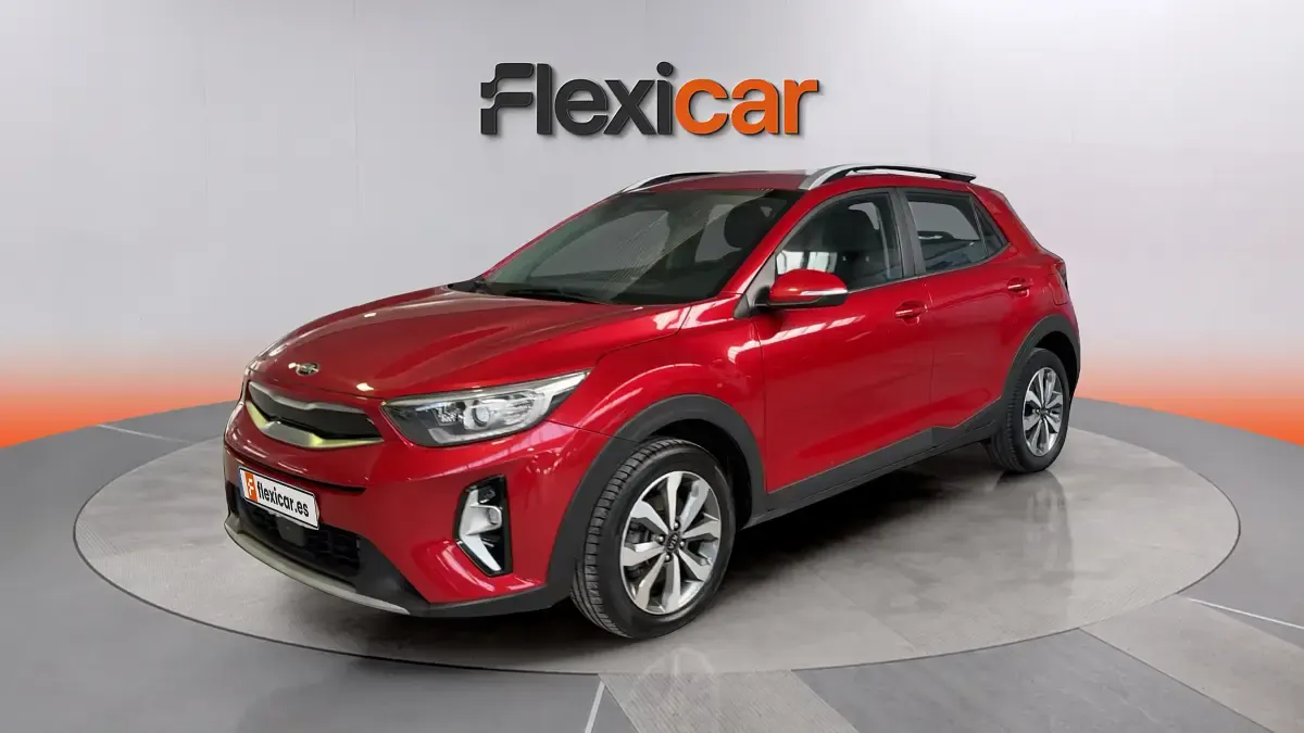 Usado Kia Stonic 101 CV (74 kW) 2021 Rojo SUV