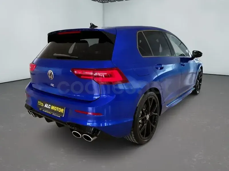 Usado VW Golf VIII R 333 CV (244 kW) 2024 Azul Berlina
