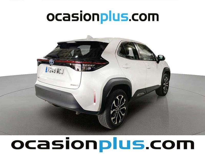 Usado Toyota Yaris Cross Active 116 CV (85 kW) 2022 Blanco SUV