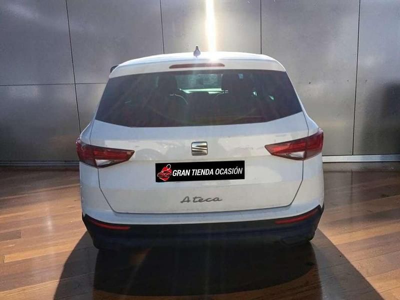 Usado Seat Ateca Reference 116 CV (85 kW) 2022 Blanco SUV