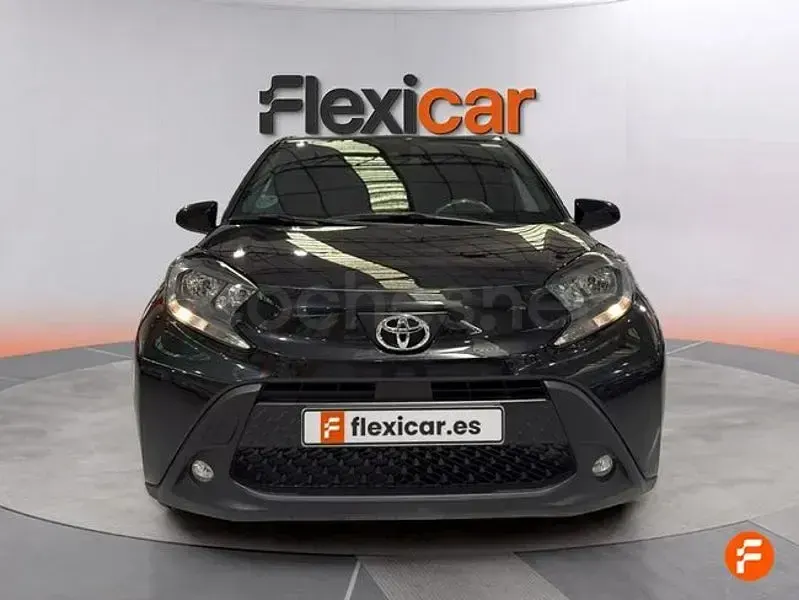 Usado Toyota Aygo X 72 CV (52 kW) 2024 Negro SUV