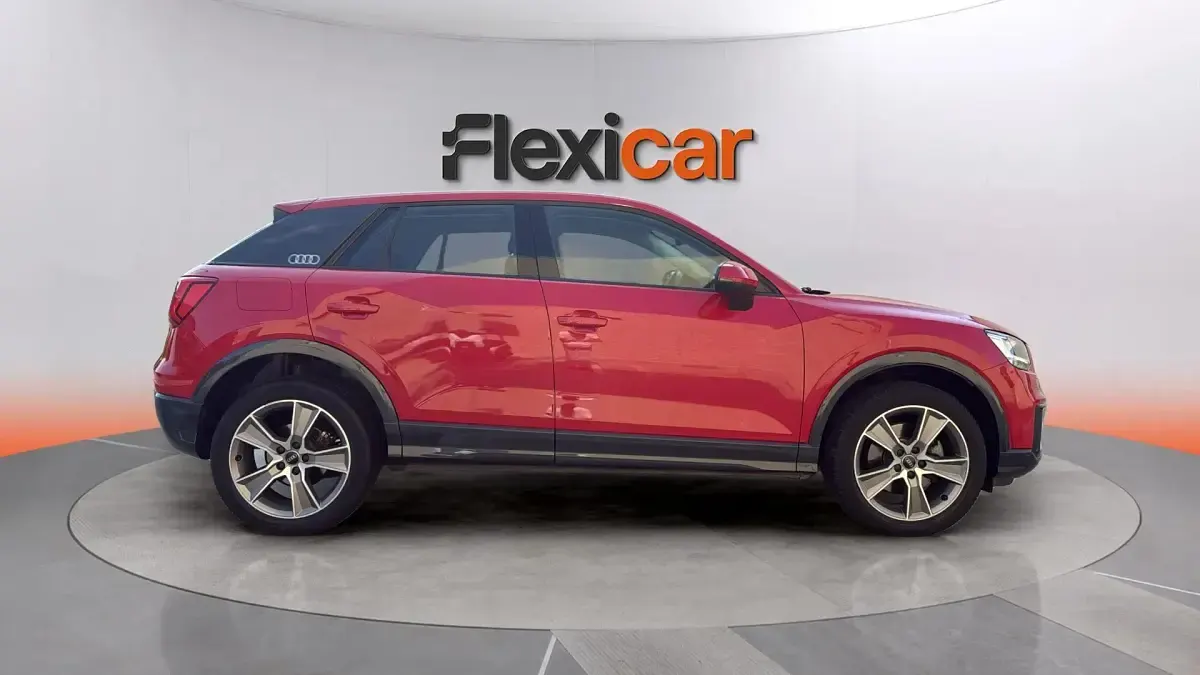 Usado Audi Q2 Advanced Plus 116 CV (85 kW) 2018 Rojo SUV