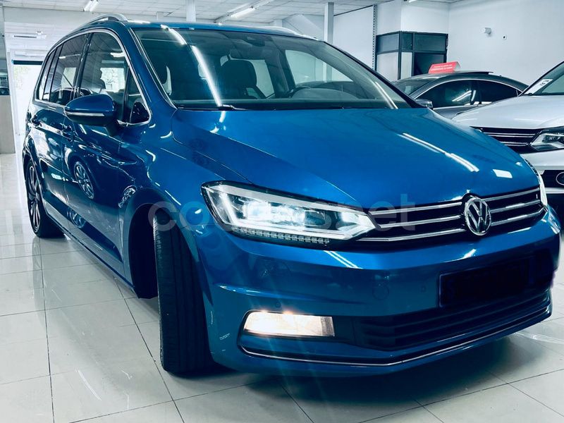 Azul Usado 2017 VW Touran Sportline Monovolumen | 19.500 € (Precio justo) - Imagen 1/4