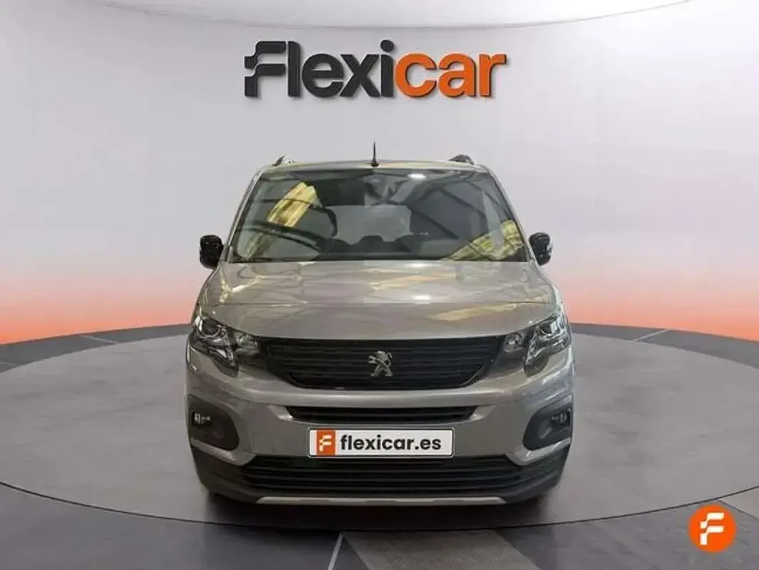 Usado Peugeot Rifter GT 131 CV (96 kW) 2022 Gris Monovolumen
