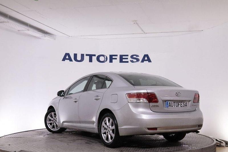 Usado Toyota Avensis 150 CV (110 kW) 2009 Gris Berlina