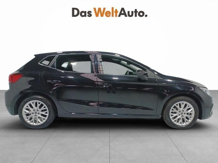 Usado Seat Ibiza FR 115 CV (84 kW) 2024 Negro Utilitario