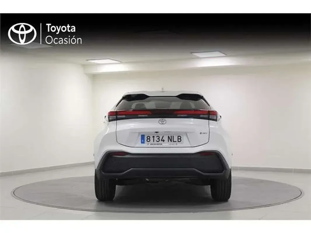 Usado Toyota C-HR Advance 140 CV (102 kW) 2026 Blanco SUV
