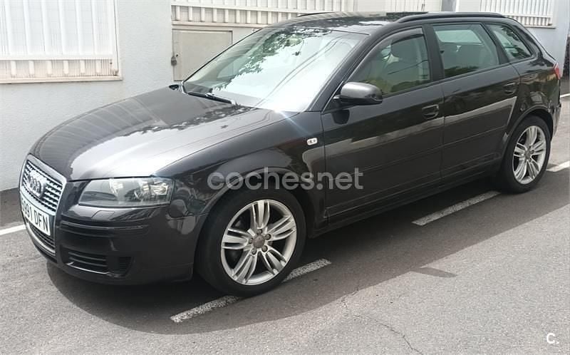 Usado Audi A3 Ambition 140 HP (102 kW) 2005 Preto Citadino