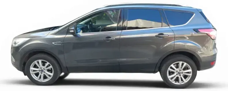 Usado Ford Kuga Titanium 120 CV (88 kW) 2018 Gris / plata SUV
