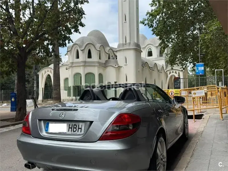 Usado Mercedes SLK200 Edition 184 CV (135 kW) 2011 Gris / plata Descapotable