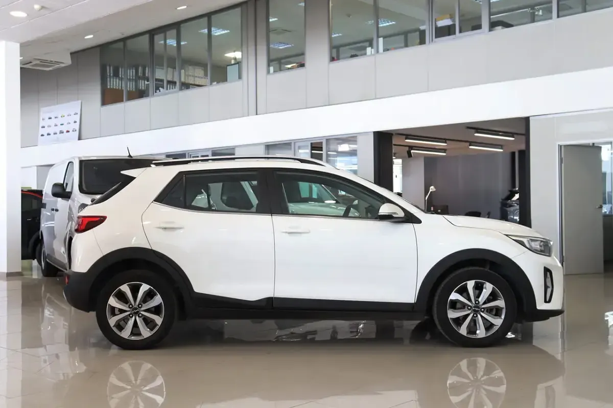 Nuevo Kia Stonic 100 CV (73 kW) 2025 Blanco SUV
