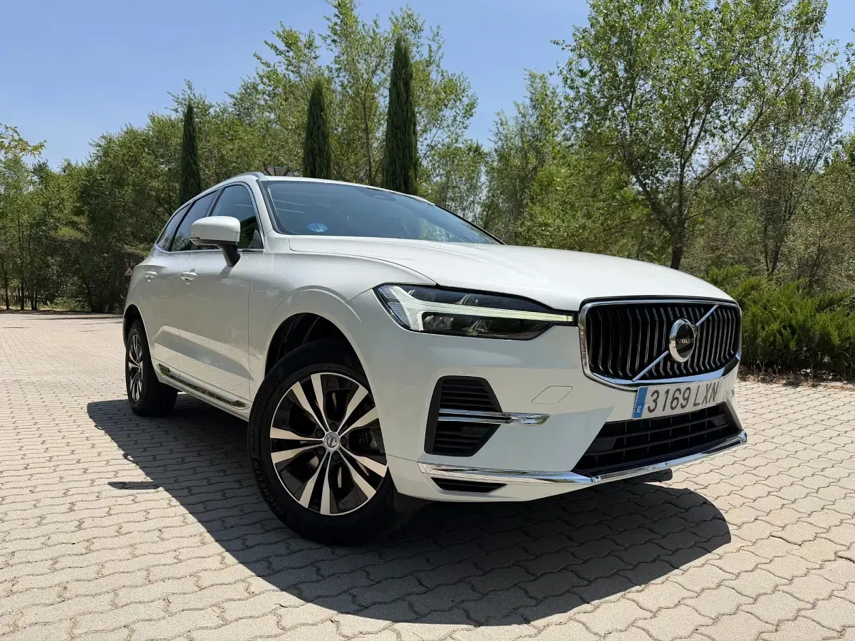 Usado Volvo XC60 Inscription 351 CV (258 kW) 2022 Blanco SUV