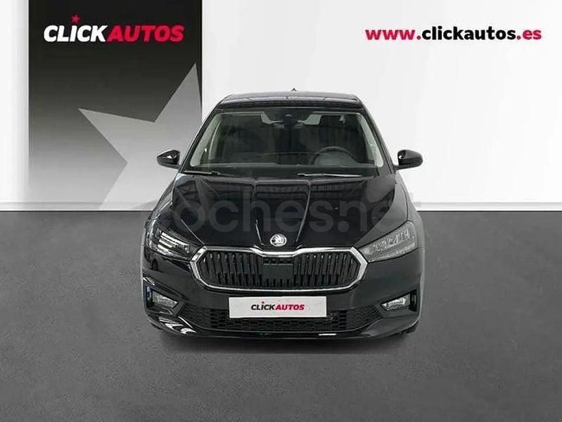 Usado Skoda Fabia Selection 95 CV (69 kW) 2025 Negro Utilitario