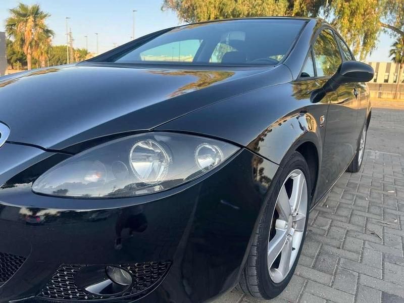Negro Usado 2006 Seat Leon Sport Utilitario | 4900 € (Precio justo) - Imagen 1/4
