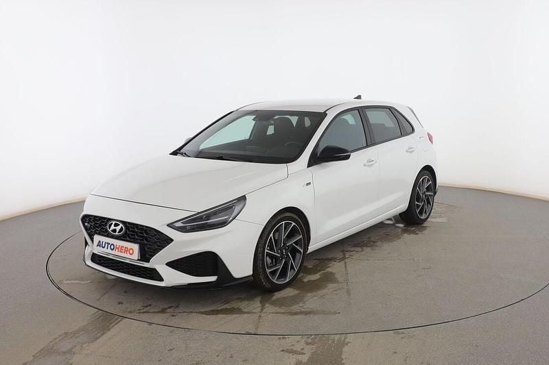Blanco Usado 2023 Hyundai i30 N Line Berlina | 22.799 € (Precio justo) - Imagen 1/3