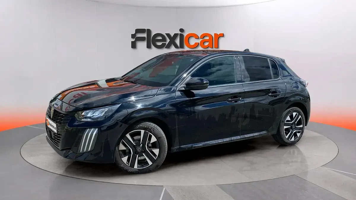 Usado Peugeot 208 Allure 101 CV (74 kW) 2025 Negro Utilitario