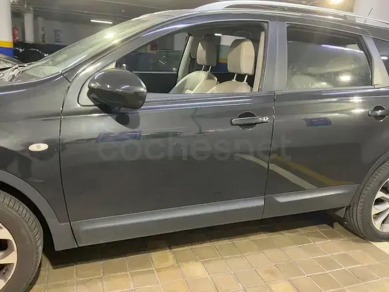 Usado Nissan Qashqai +2 Premium Edition 150 CV (110 kW) 2010 Negro SUV
