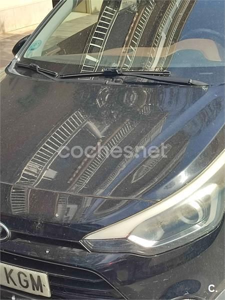 Usado Hyundai i20 Active 90 CV (66 kW) 2017 Negro Berlina